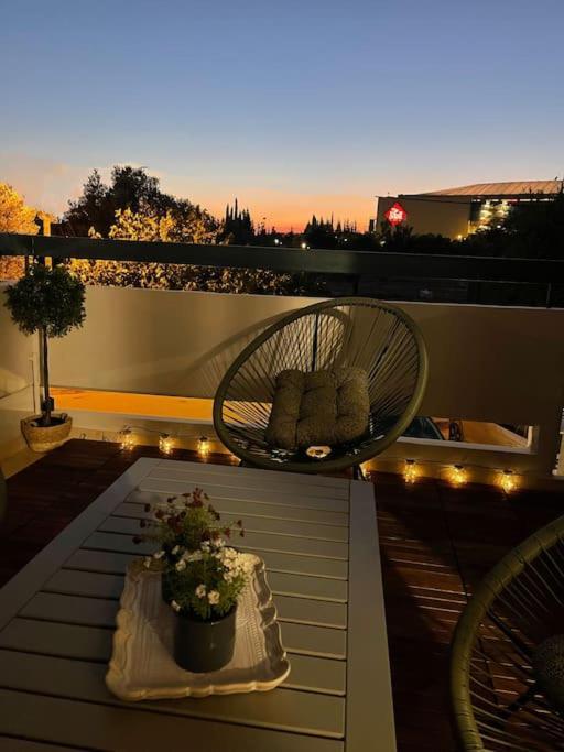 Apartament γήινη πολυτέλεια και ηρεμία στο κέντρο των β προαστίων